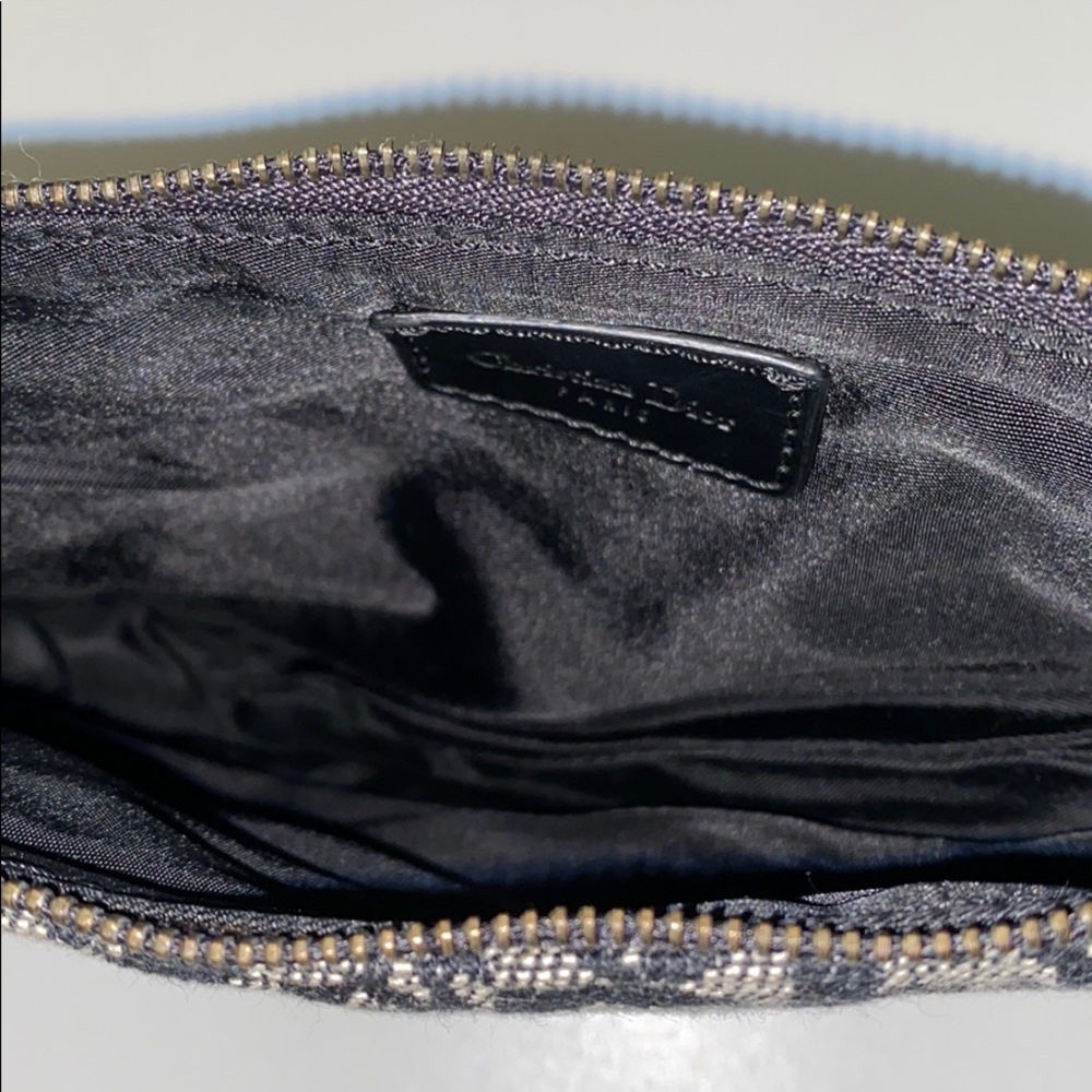 Dior Saddle Bag - Picture 5 of 9